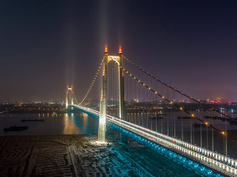 02 Night View of Hang-Rui Dongting Bridge.jpg