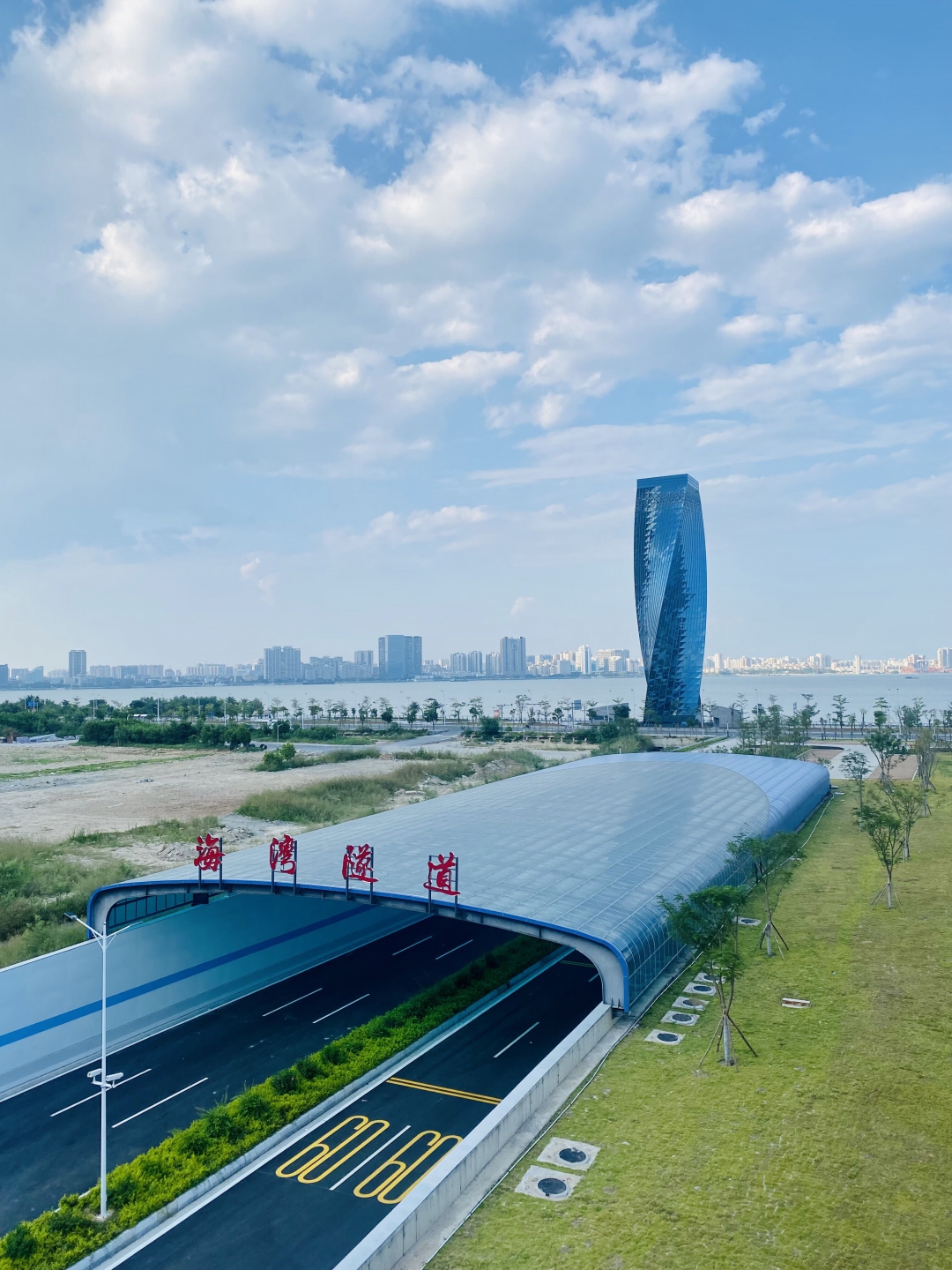 4汕头海湾隧道.jpg